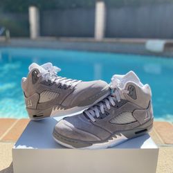 SIZE 11 - Jordan 5 Retro Wolf Grey 2026