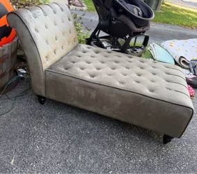 Lounge chair
