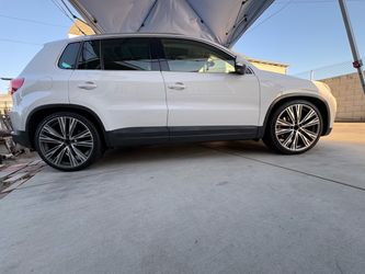 2010 Volkswagen Tiguan