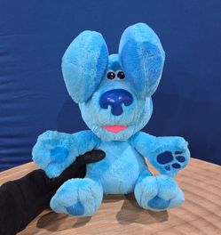 Blue's Clues & you! Peek-A-Blue. Interactive Barking Peek-A-Boo Dog 12" Plush