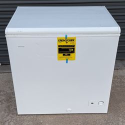 Vissani 6.9 Cu Ft Chest Freezer