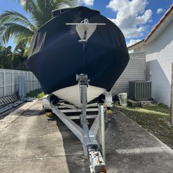 2003 Hydrasport 22’ Yamaha 200 Hp