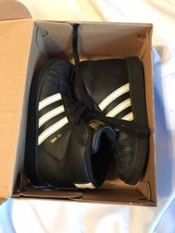 Size 9k kids Adidas