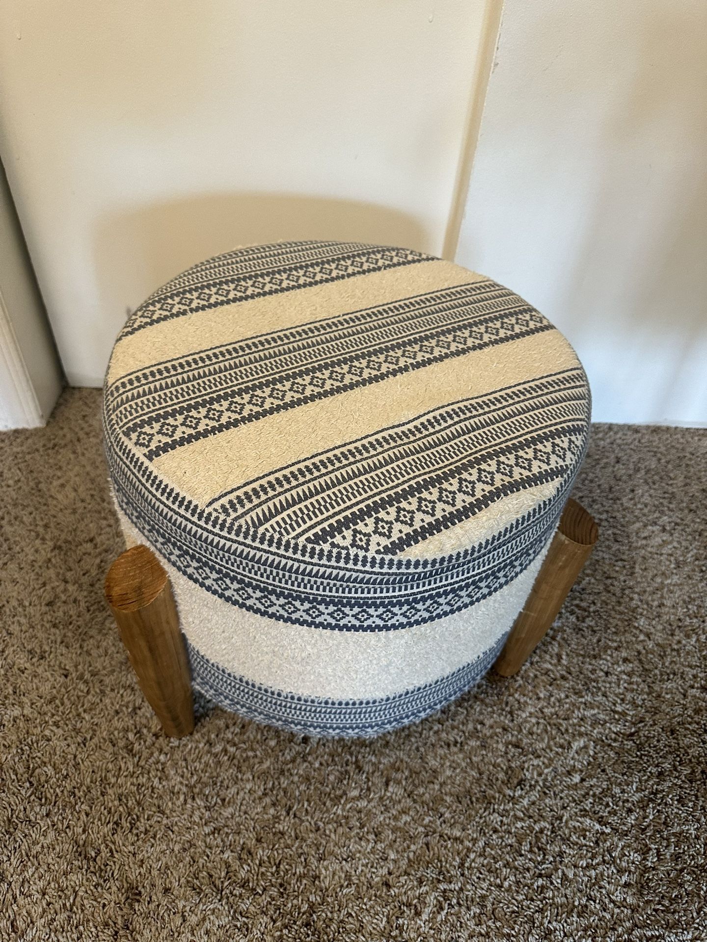 Bohemian Ottoman