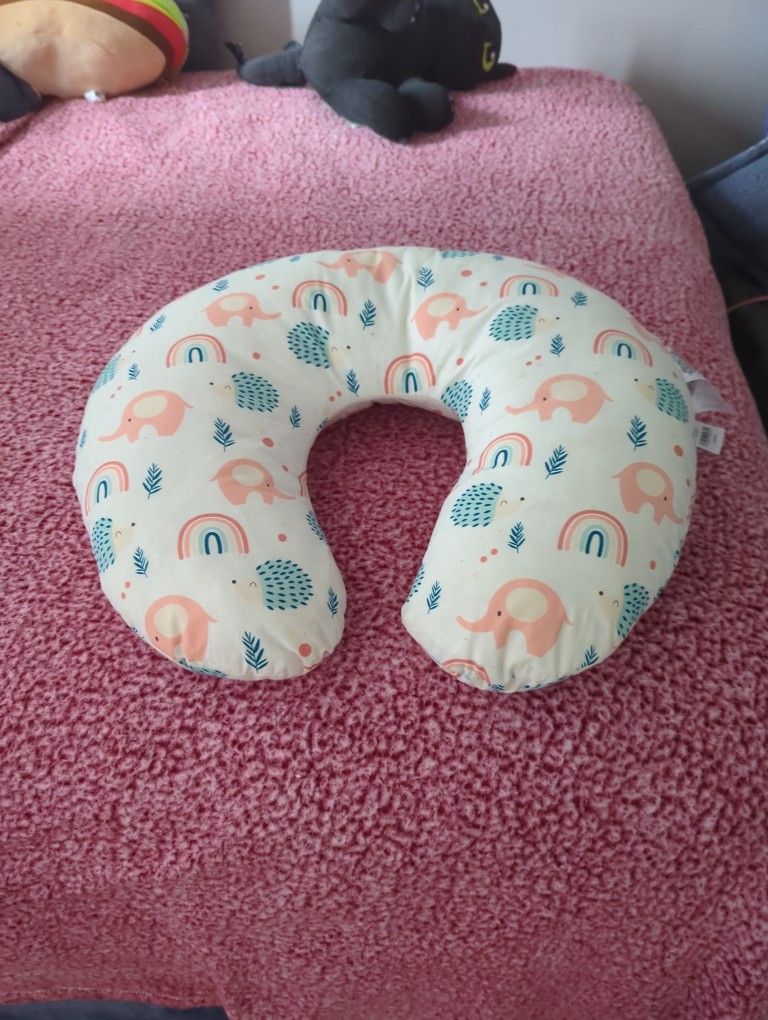 Breastfeeding Pillow
