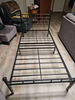 Twin bed