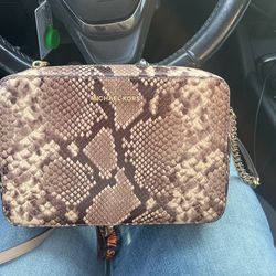 Snake Print Micheal Kors Cross Bag