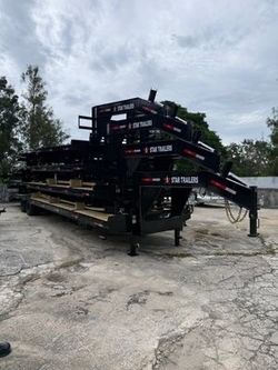 5 Star 8.5 x 40 Gooseneck Flatbed Trailer 22k
