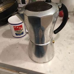 ‘9 cup’ moka pot (2 real cups)