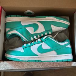 Nike Dunks