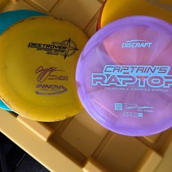 Selling Some Good Disc Golf Discs
