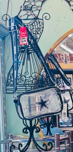 Crossbody purse