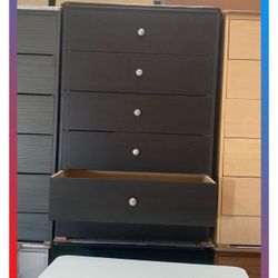 5 drawers dresser / Five drawers dresser / Cajonera