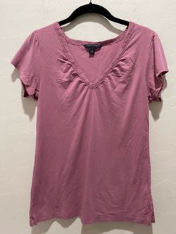 Banana Republic Rose Pink Lace Trim V-Neck Short Sleeve Top Size M