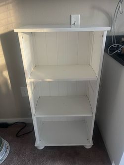 White Wood Bookshelf 4-Tier