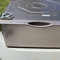 Samsung Washer/ Dryer Pedestal 