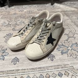 Golden Goose Super Star