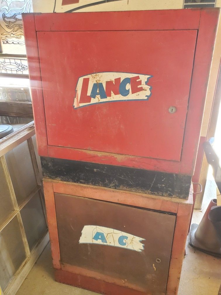 Vintage Tin Lance Crackers Cabinet Sign Advertising