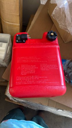 24L  6 Gallon Portable Boat Fuel Tank Yamaha Marine Outboard Gas Tank