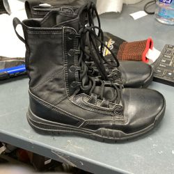 Nike Boots