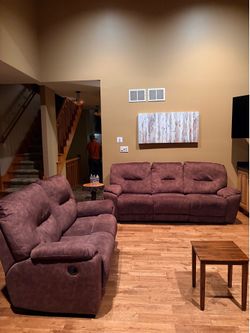 Brown Reclining Sofa & Loveseat Set (2-Piece) – Great Condition