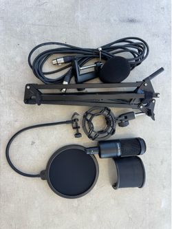 Audio-Technica AT2035 Cardioid Condenser Microphone Bundle With XLR Cable, Microphone Arm, Pop Shield, etc. (Like New)