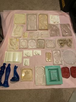 Vintage Plaster/Plastic Cast Molds Collection – 50+ Years Old – 31 Pieces – Assorted Designs – Plaster Of Paris