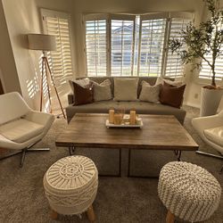 Light Gray Tuft Couch 