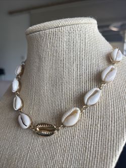 Shell Shocker Summer Necklace 
