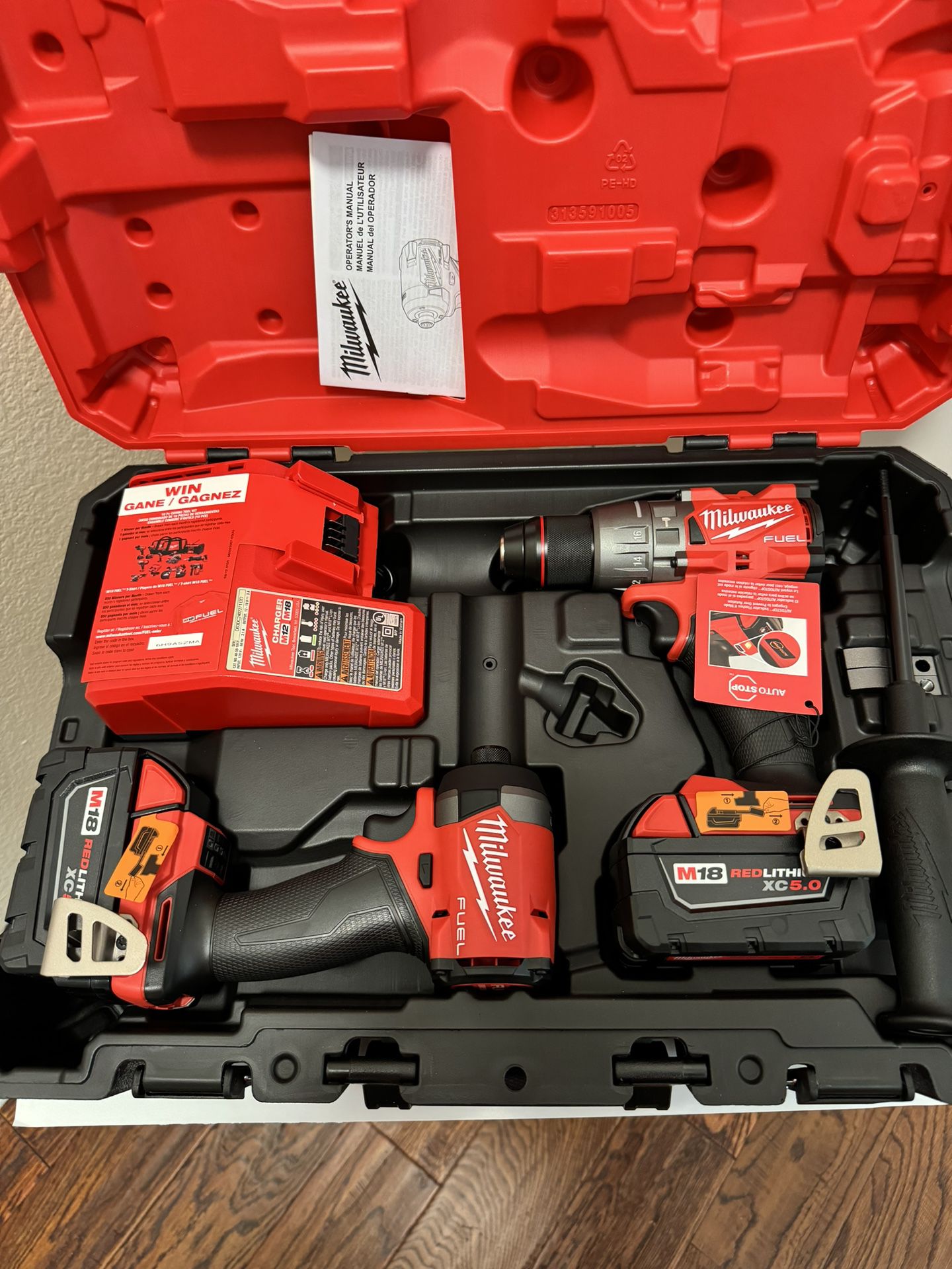 Milwaukee FUEL 18V Lithium-Ion Brushless Cordless Hammer Drill and Impact Driver Combo Kit