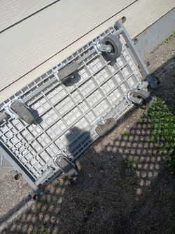 Six wheeler dolly