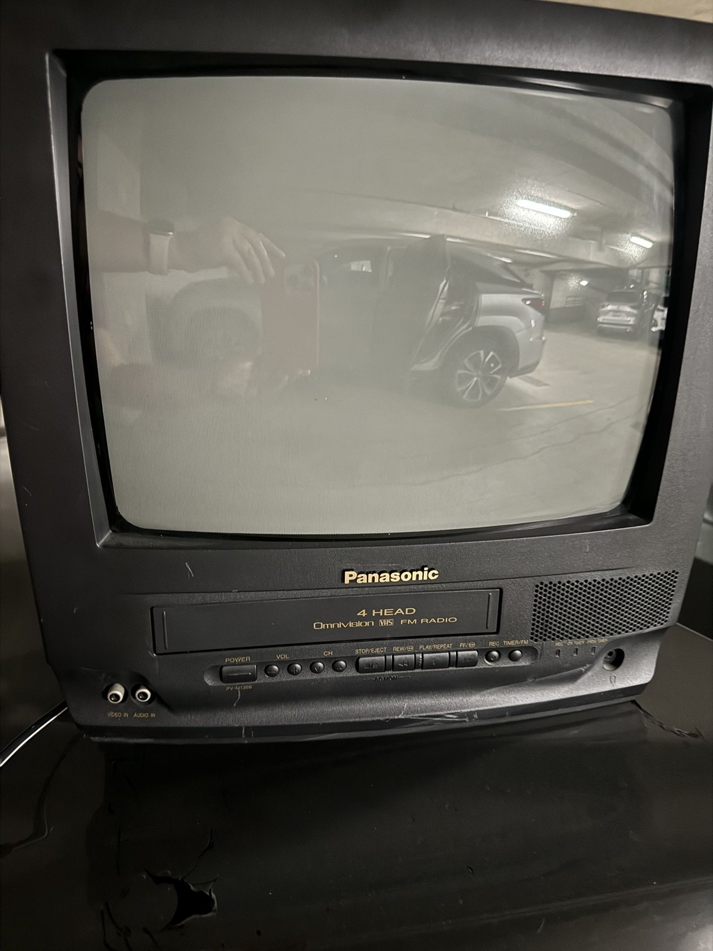 Panasonic PV-M1369 13” CRTV  VCR combo 