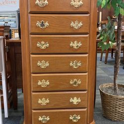 Jewelry Chest W/Mirror