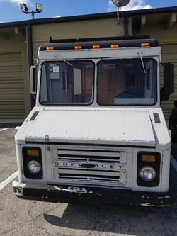 CHEVY STEP VAN P10 1973 SHORT RARE for Sale in Sunny Isles
