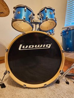 Drum set
