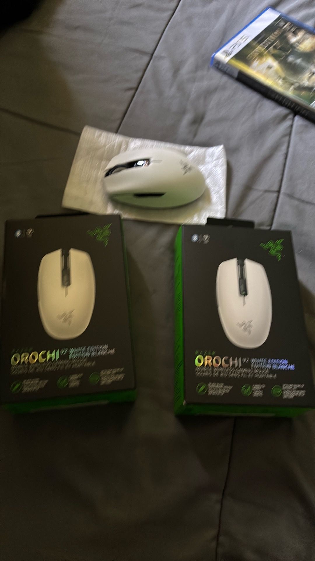 Razer Orochi v2 (white edition ) ultra-lightweight