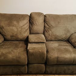 Reclining sofa