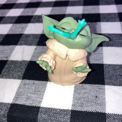 Star Wars Baby Yoda Figurine