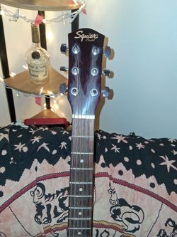 Squire Fender A100 Acoustic Guitar
