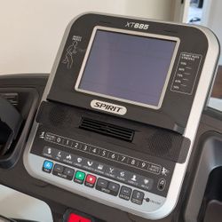 Spirit XT685 Professional Grade Treadmill 