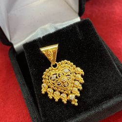 22K Heart Pendant 