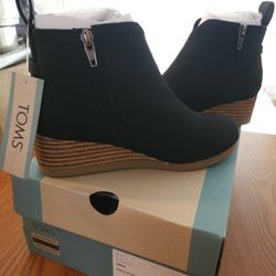 TOMS Girls Youth 12 boot/shoe Clare
