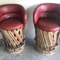 New Leather & Cedar Equipale Bar Stools foot rests Each $180 c/Uno