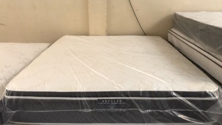 New king pillow top mattress and box spring