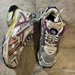 Balenciaga Runners Men’s 11