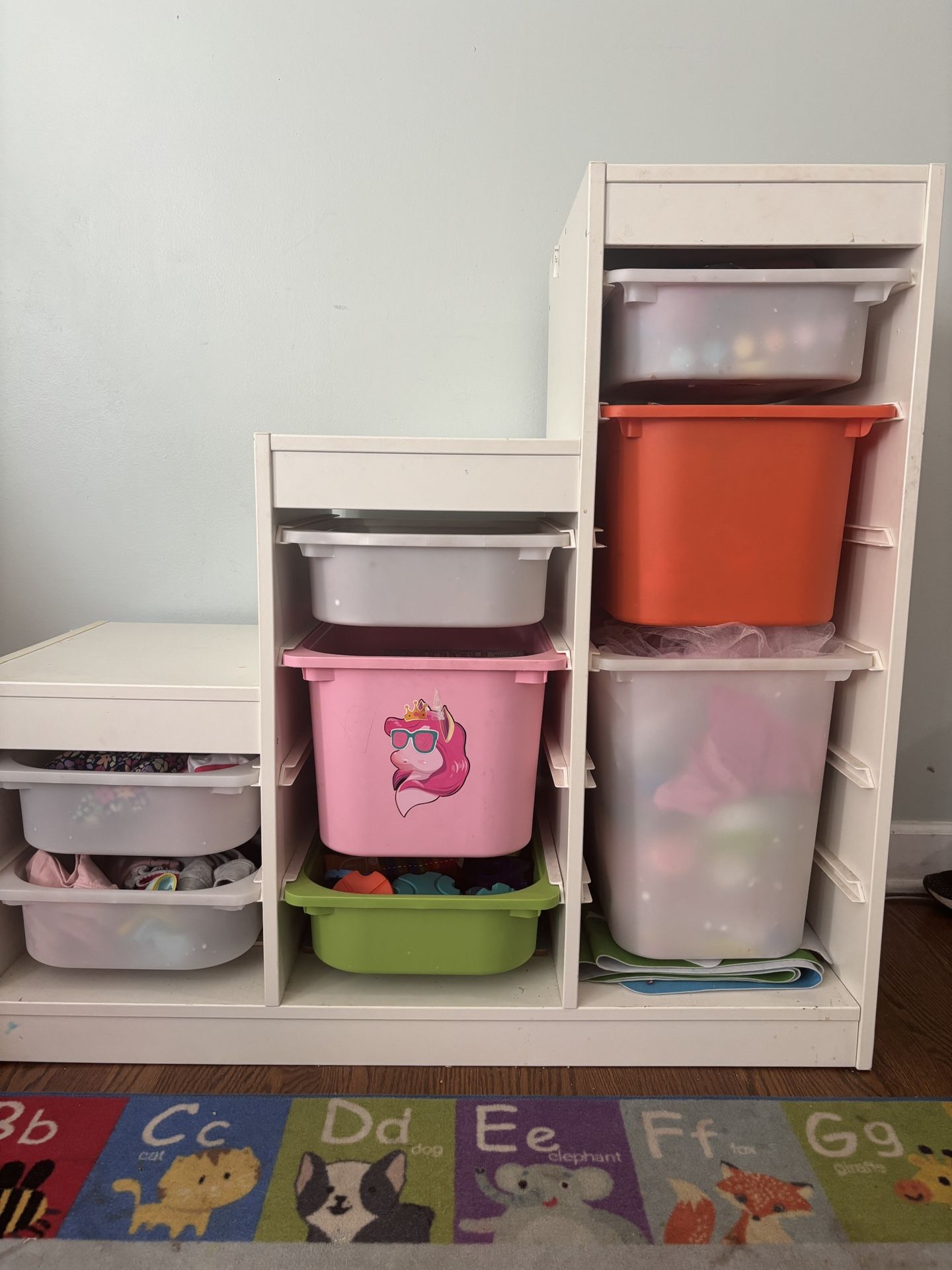 IKEA Storage Shelf With Drawers