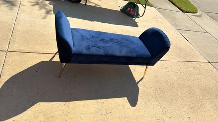 Blue velvet Bench