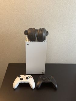 XSX All-Digital 1TB w/ Headset