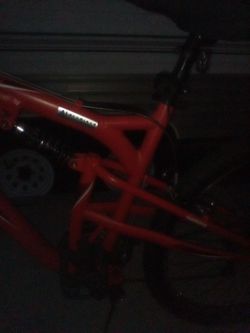 Huffy granite mountain bike "26 red Shimano equipped 21 speed