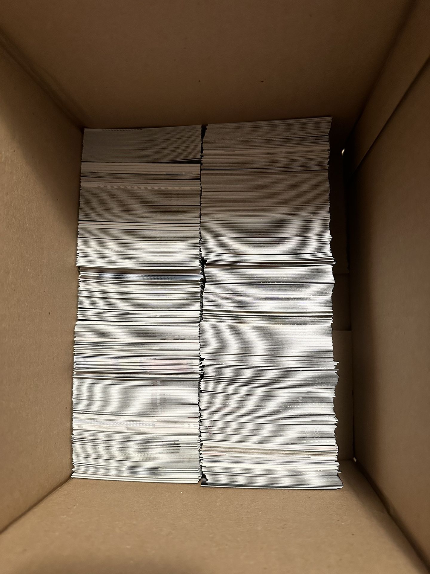 Thousands Bulk Sports Cards (UFC, NBA, NFL, MLB)